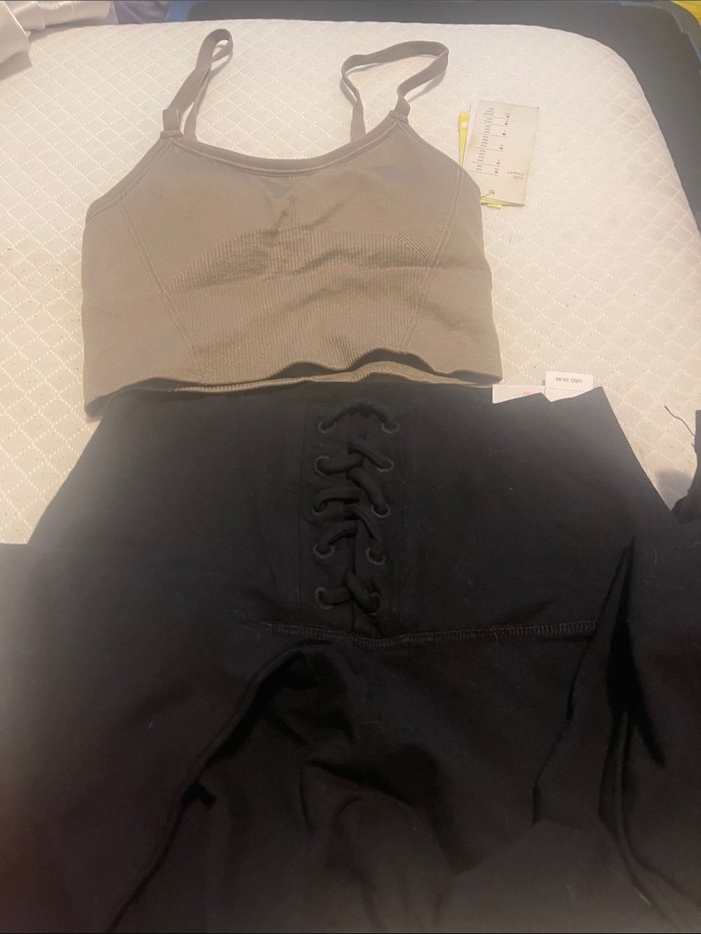 Women Black Lace-Up Leggings and Bra